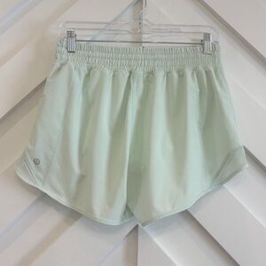 Lululemon Hotty Hot High Rise Shorts 4" Size 8 In Mint Moment